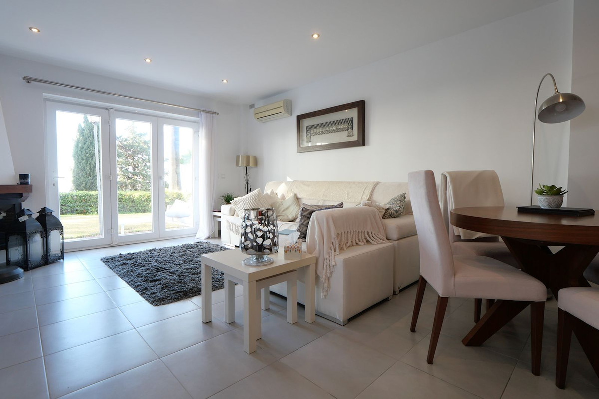 Appartement te koop in Calahonda | 2 slaapkamers H5292907