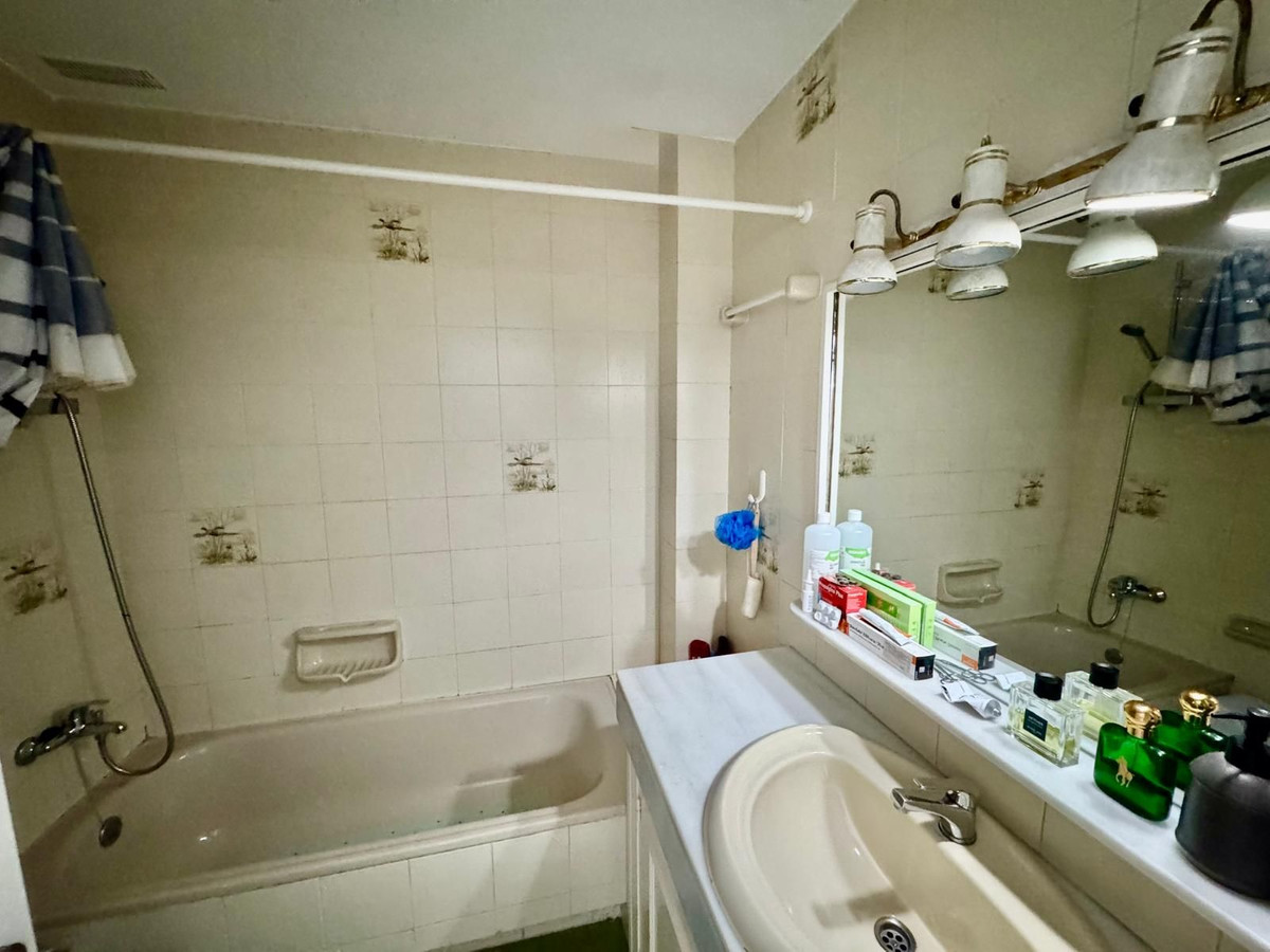 Appartement te koop in Calahonda | 2 slaapkamers H5305168