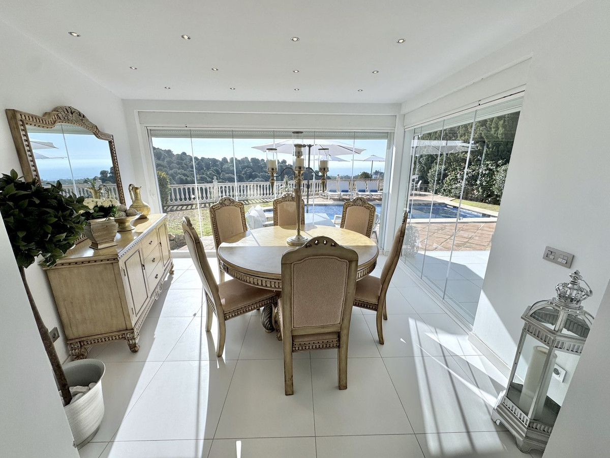 Huis te koop in Calahonda | 5 slaapkamers H5319469