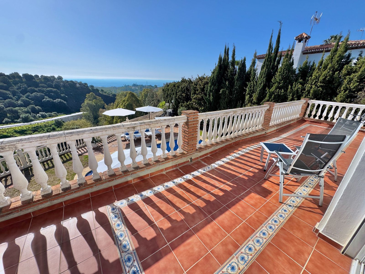 Huis te koop in Calahonda | 5 slaapkamers H5319469