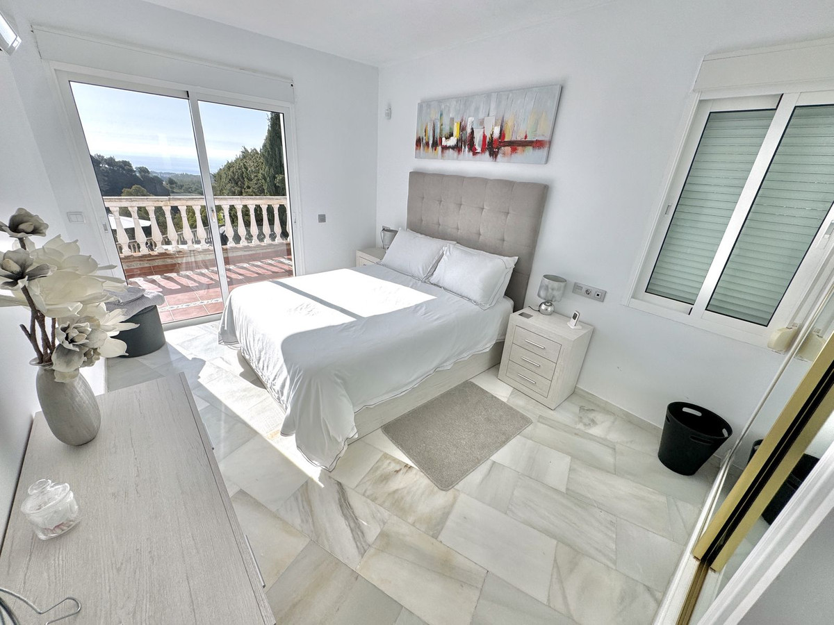 Huis te koop in Calahonda | 5 slaapkamers H5319469