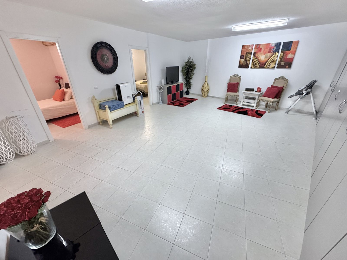 Huis te koop in Calahonda | 5 slaapkamers H5319469