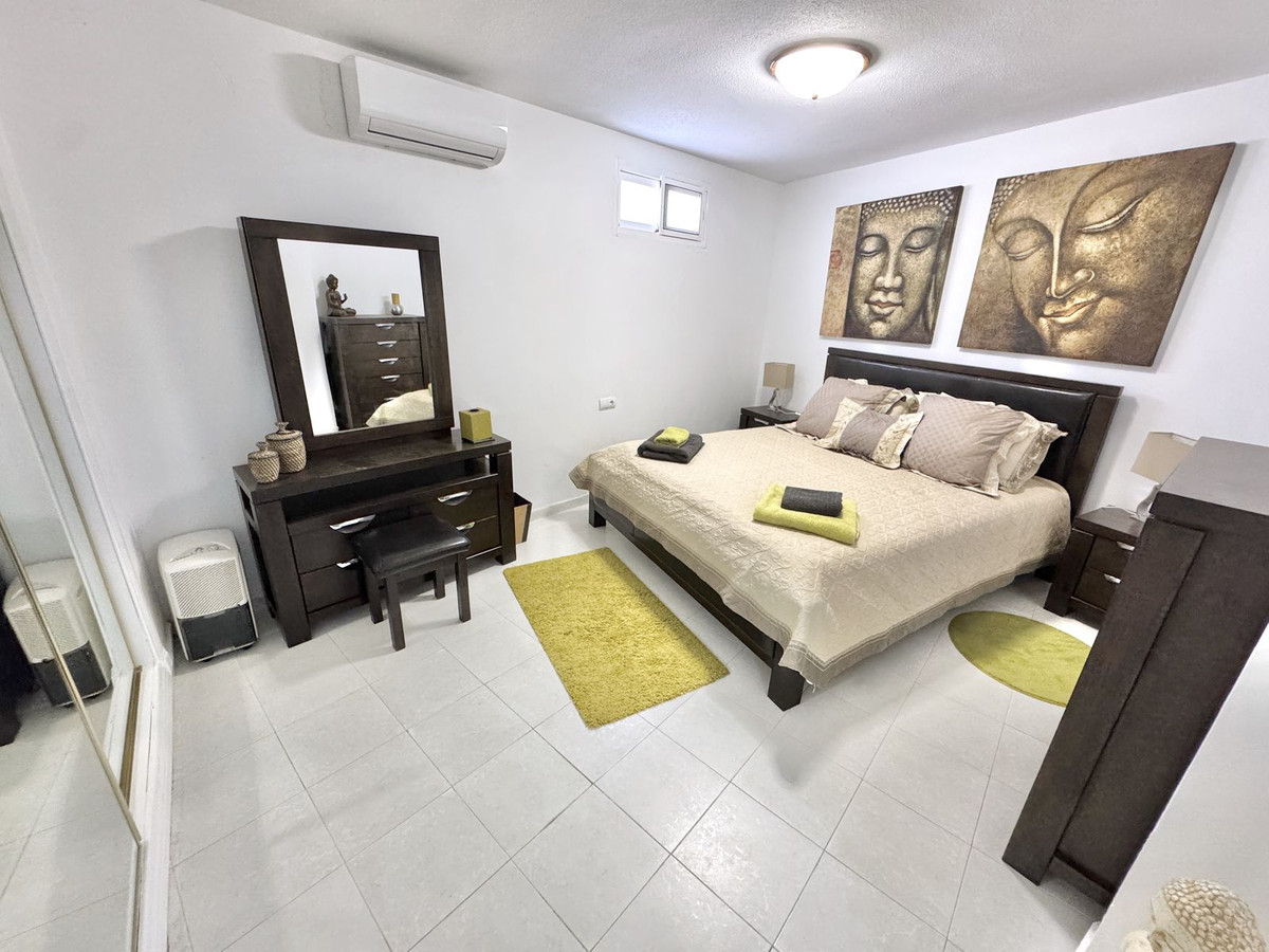 Huis te koop in Calahonda | 5 slaapkamers H5319469