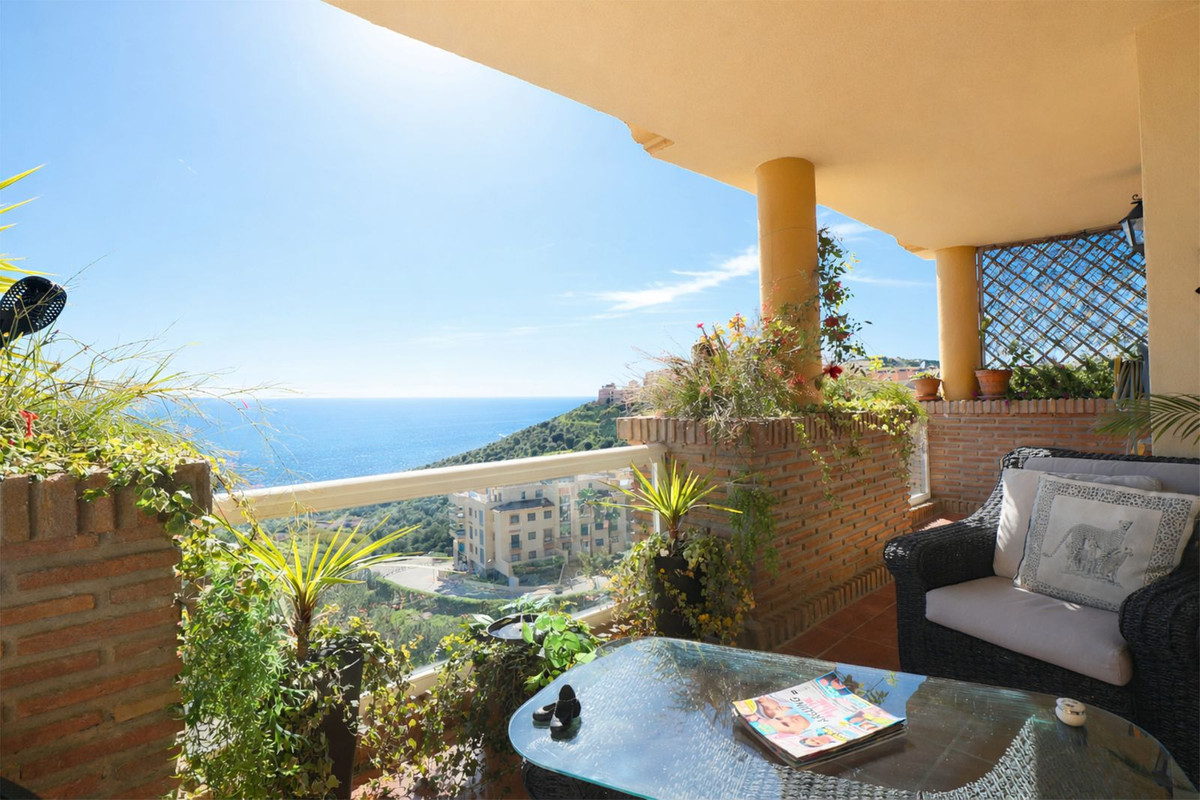 Appartement te koop in Calahonda | 2 slaapkamers H5324236