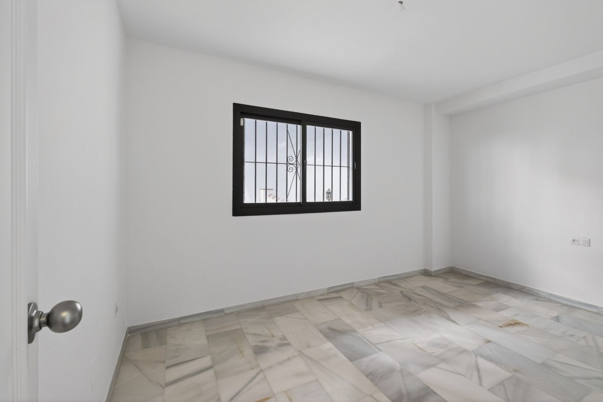 Appartement te koop in Calahonda | 2 slaapkamers H5325289