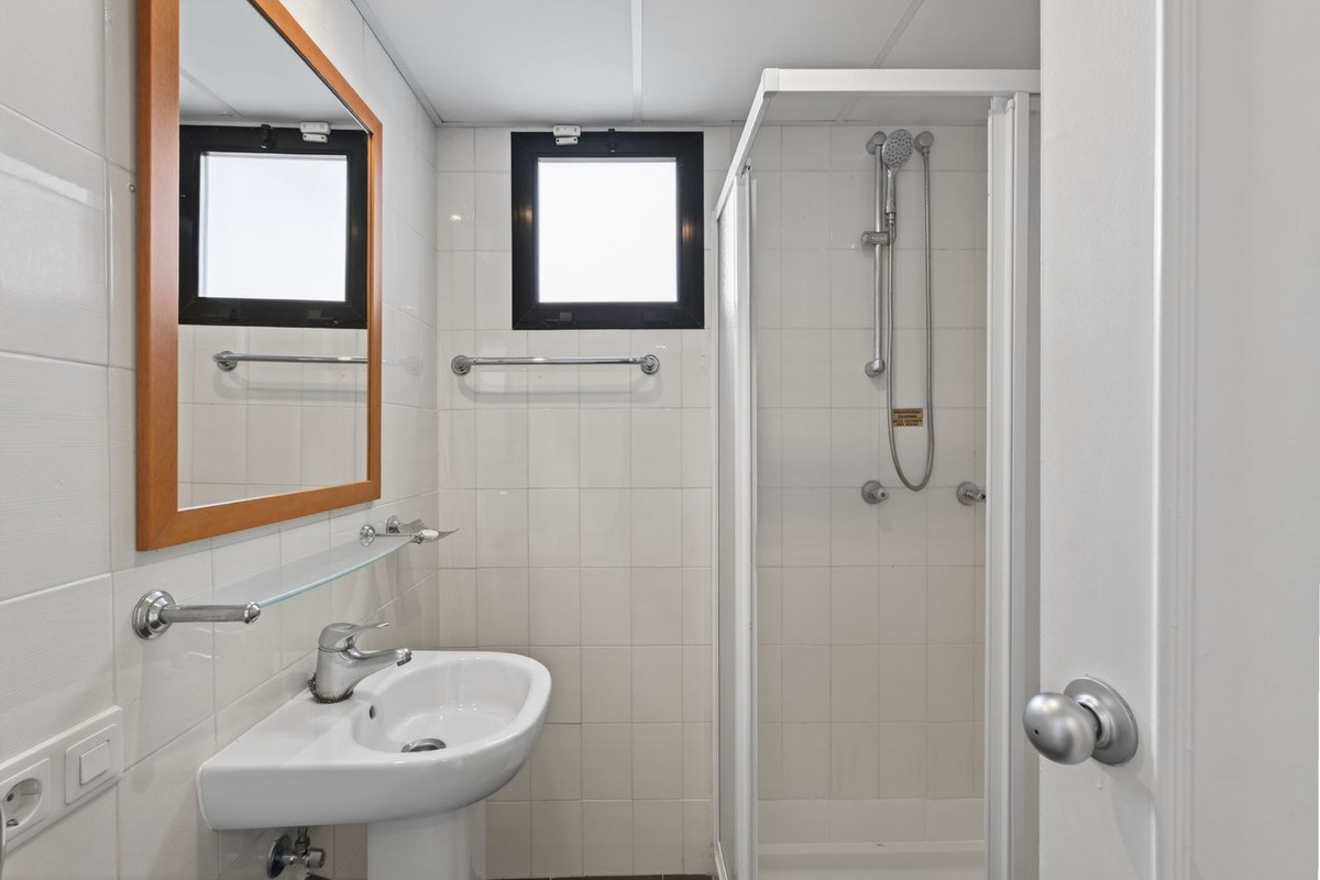 Appartement te koop in Calahonda | 2 slaapkamers H5325289