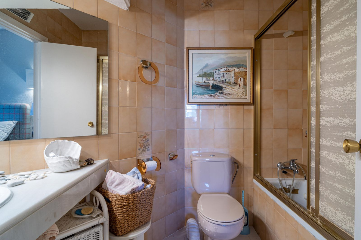 Appartement te koop in Calahonda | 2 slaapkamers H5330416