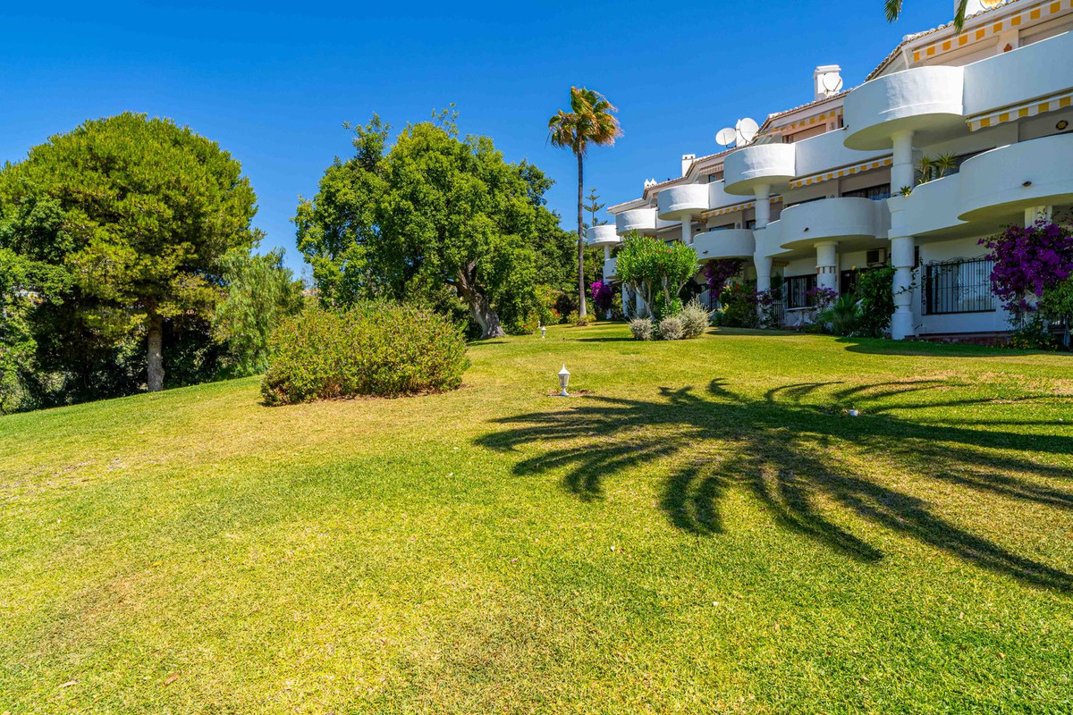 Appartement te koop in Calahonda | 2 slaapkamers H5330416