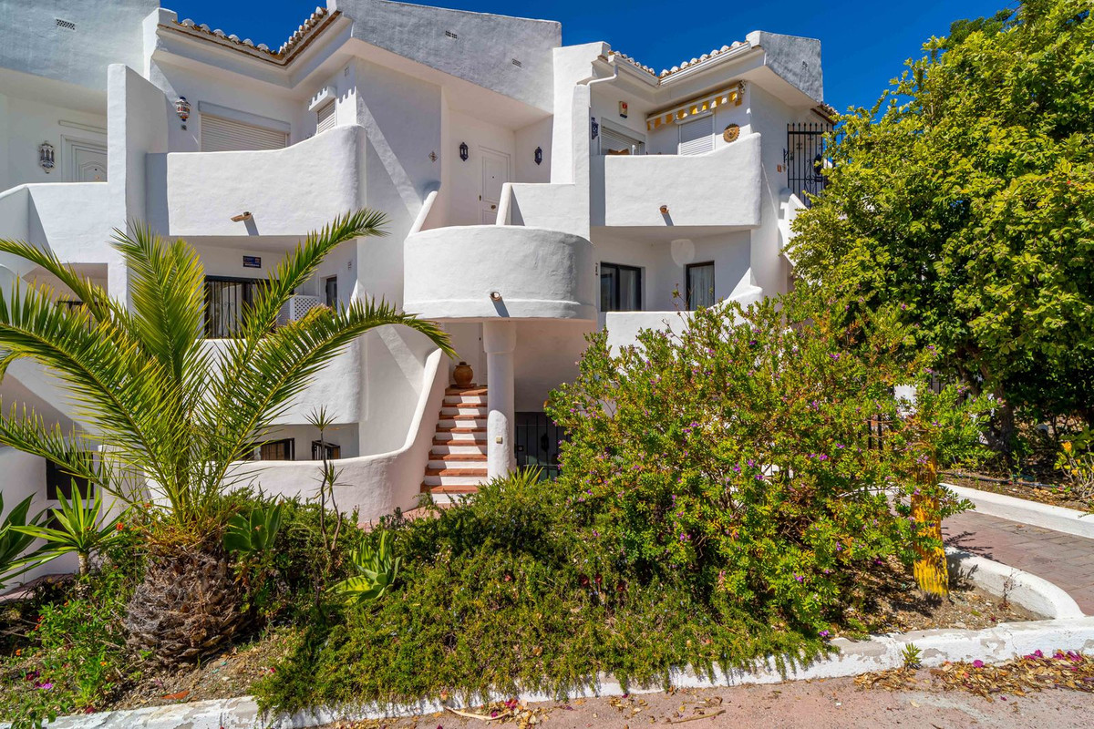 Appartement te koop in Calahonda | 2 slaapkamers H5330416