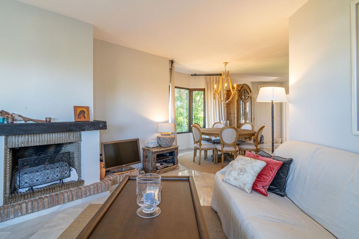 Appartement te koop in Calahonda | 2 slaapkamers H5330416