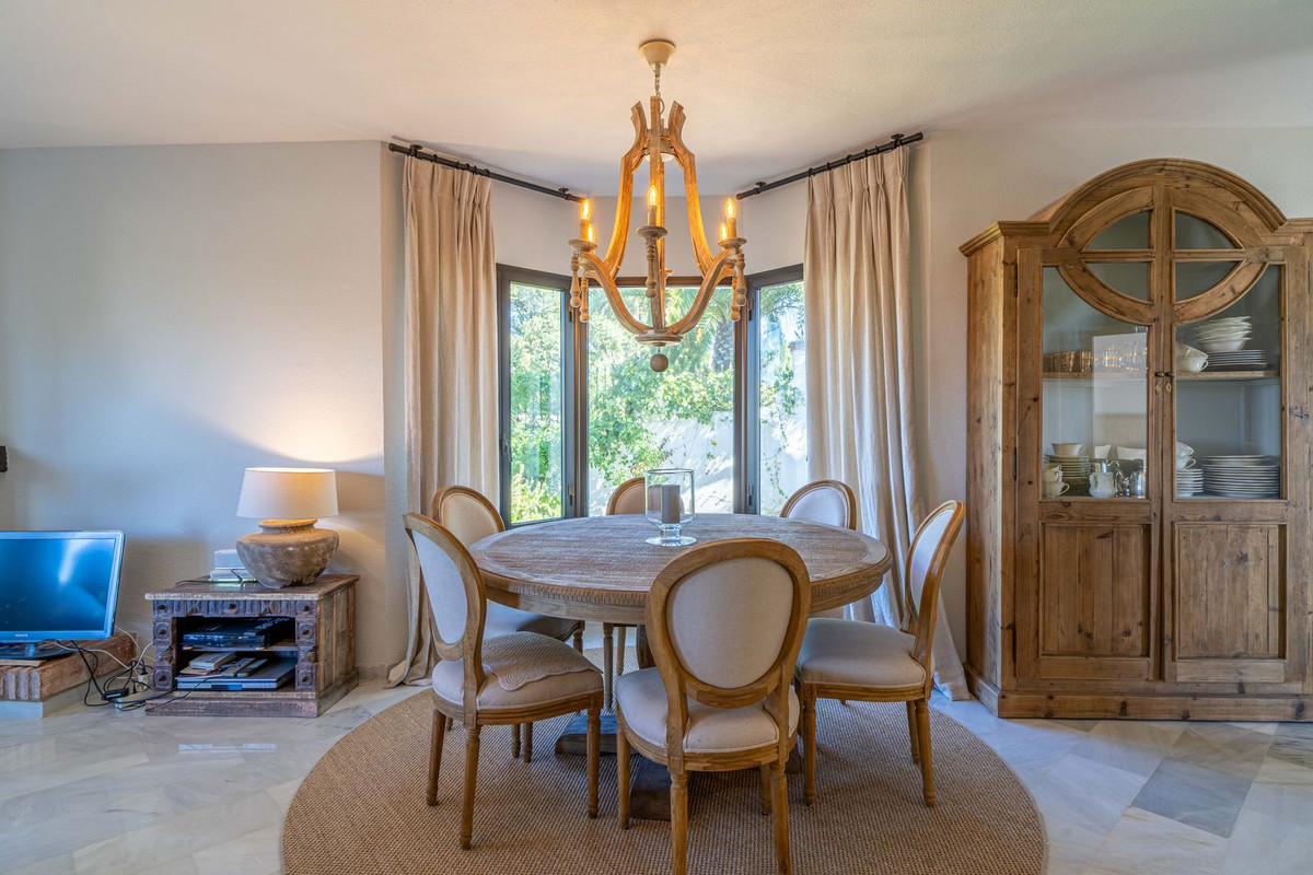 Appartement te koop in Calahonda | 2 slaapkamers H5330416