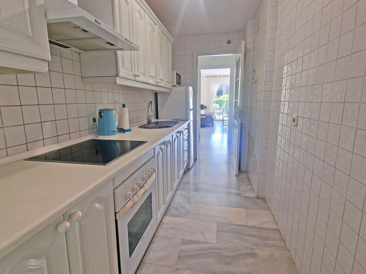 Appartement te koop in Calahonda | 2 slaapkamers H5338981