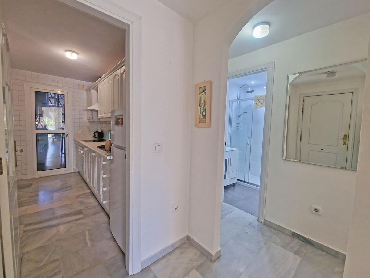 Appartement te koop in Calahonda | 2 slaapkamers H5338981