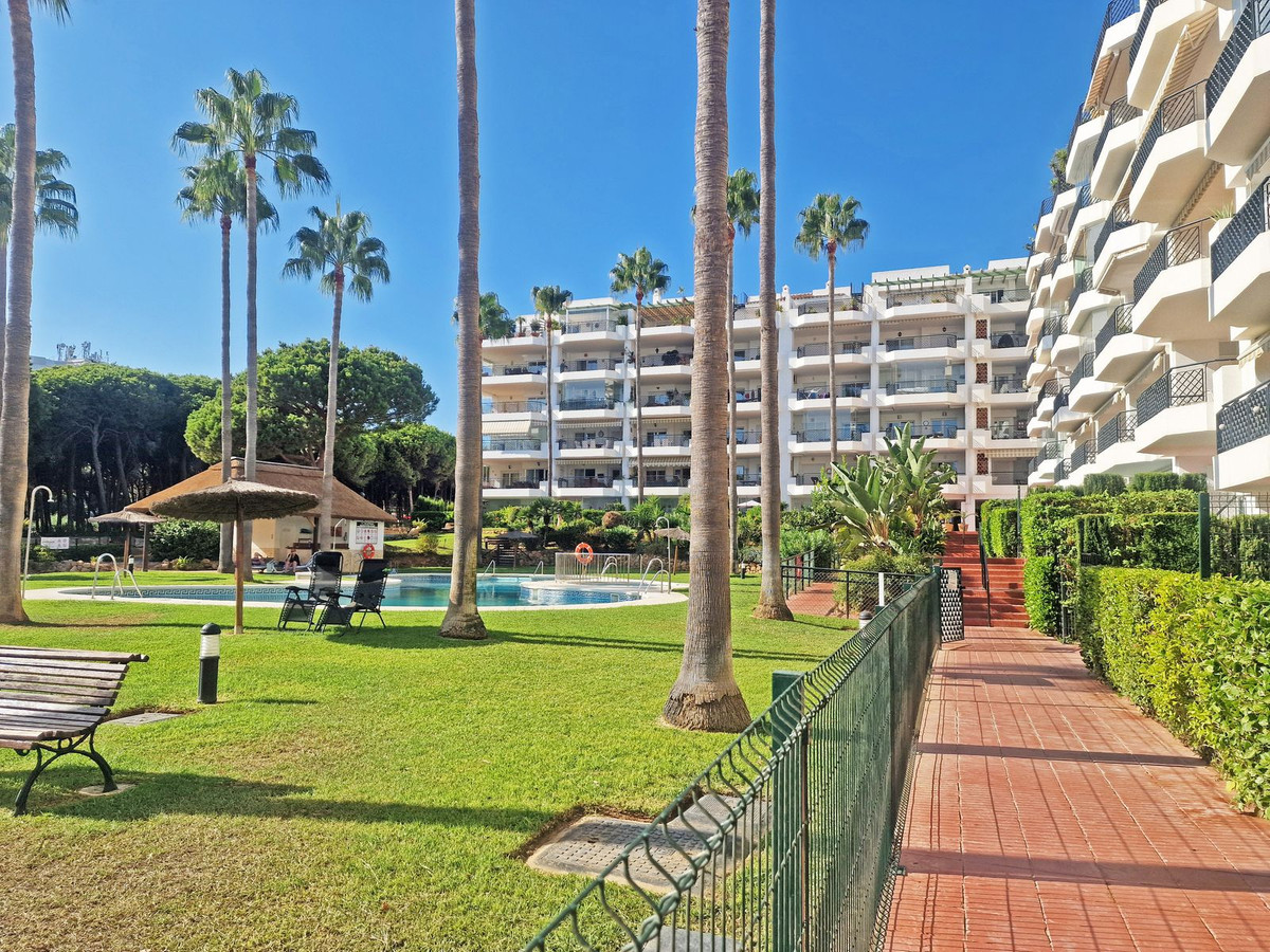 Appartement te koop in Calahonda | 2 slaapkamers H5338981