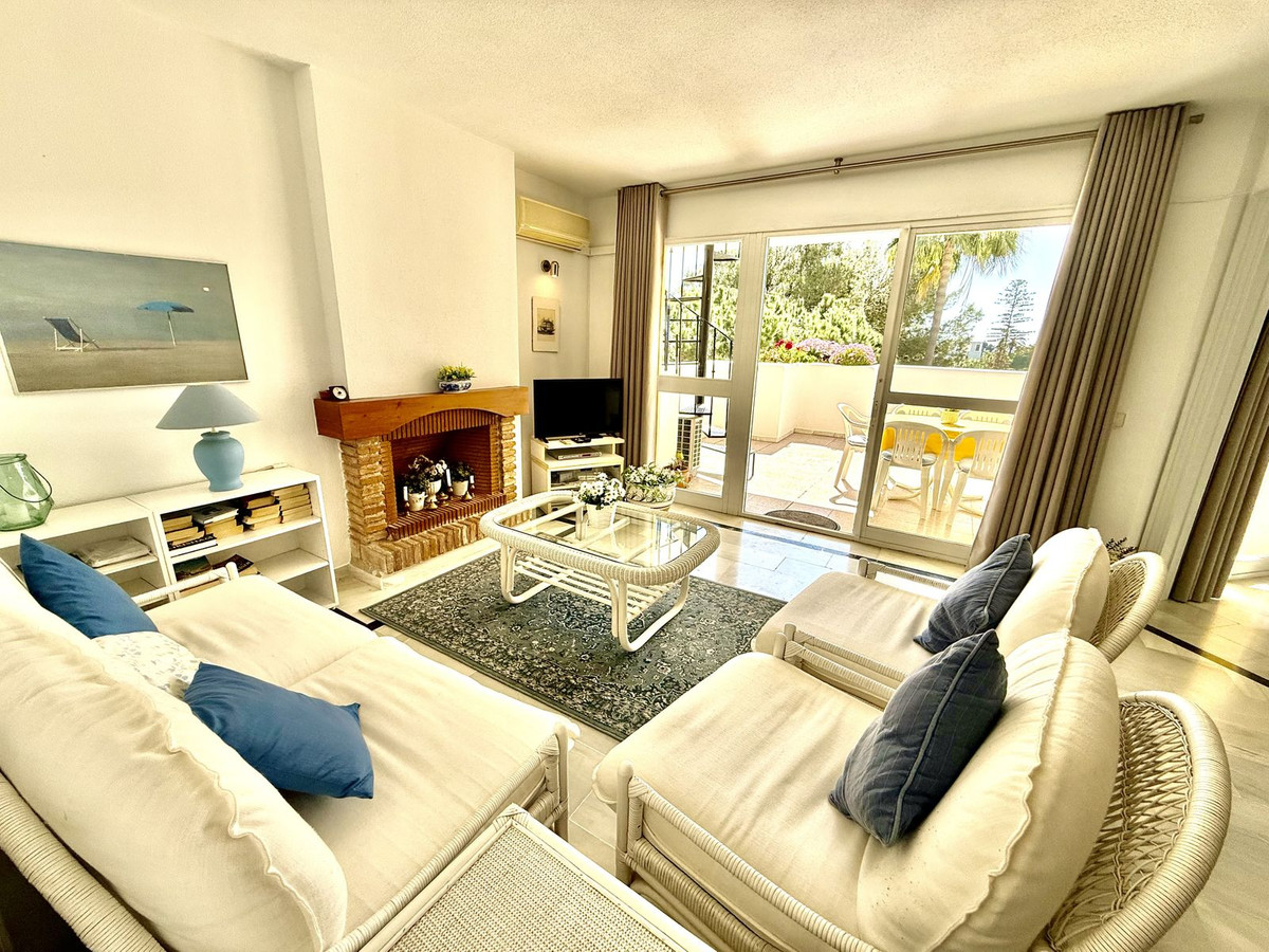 Penthouse te koop in Calahonda | 3 slaapkamers H5339185