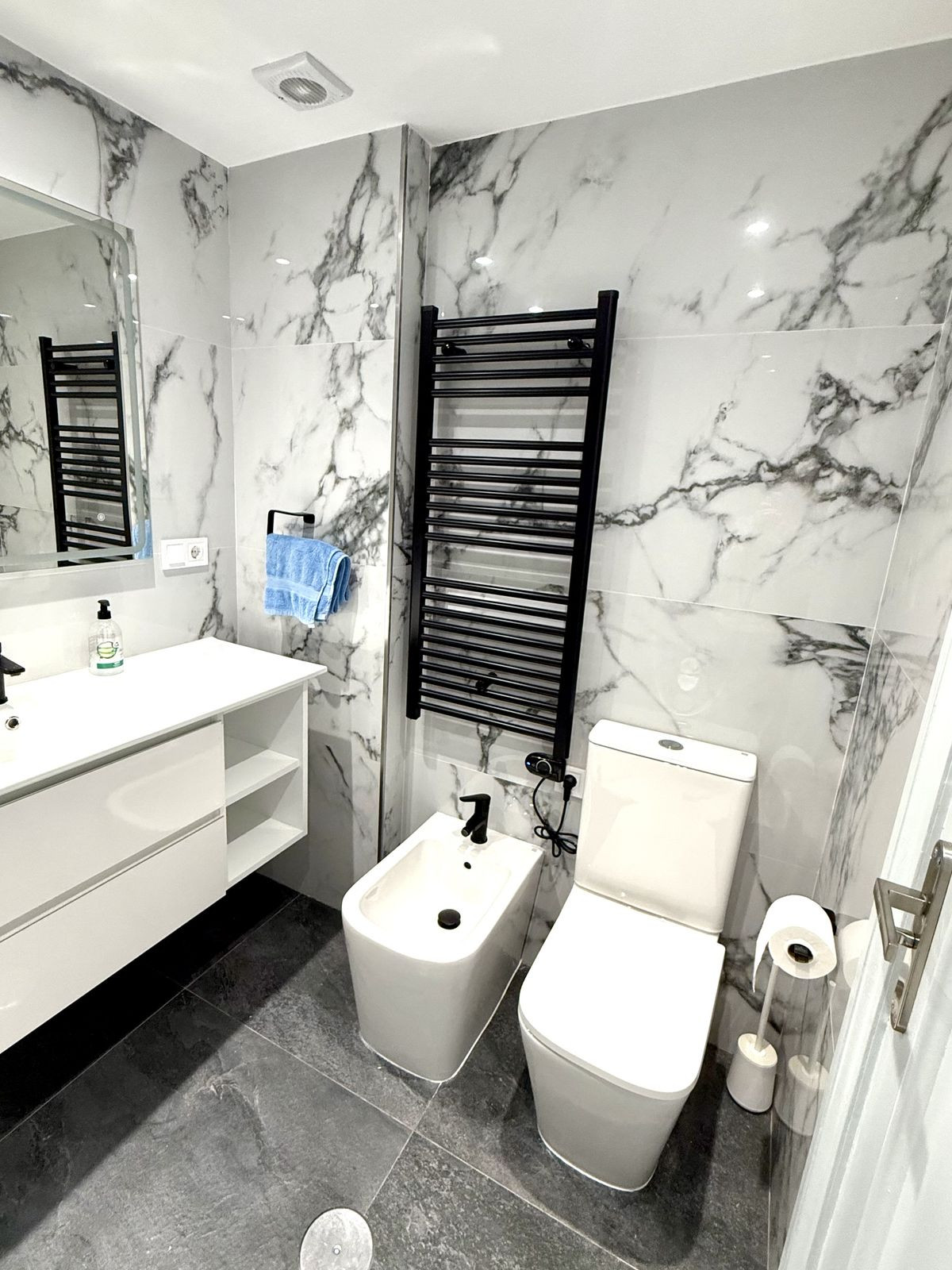 Penthouse te koop in Calahonda | 3 slaapkamers H5339185