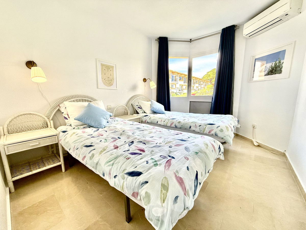 Penthouse te koop in Calahonda | 3 slaapkamers H5339185