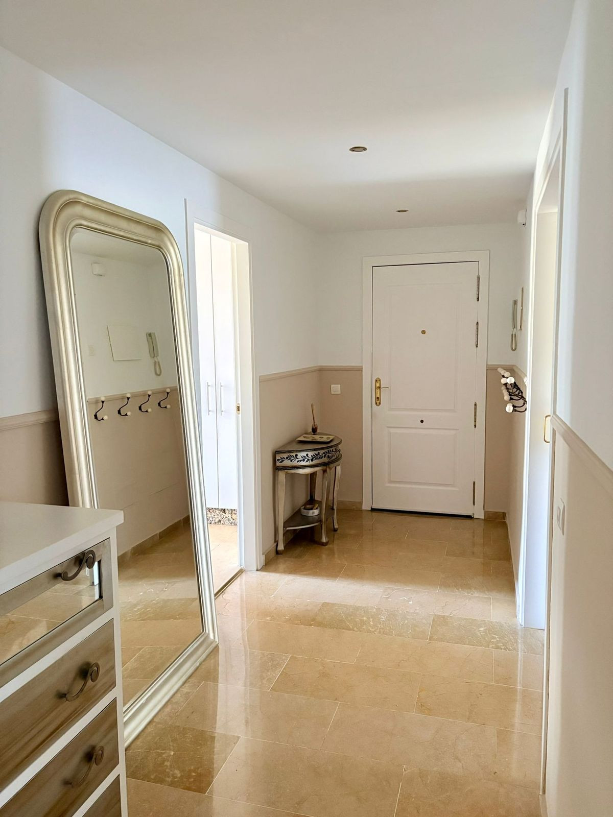 Restaurant te koop in Calahonda | 2 slaapkamers H5340742