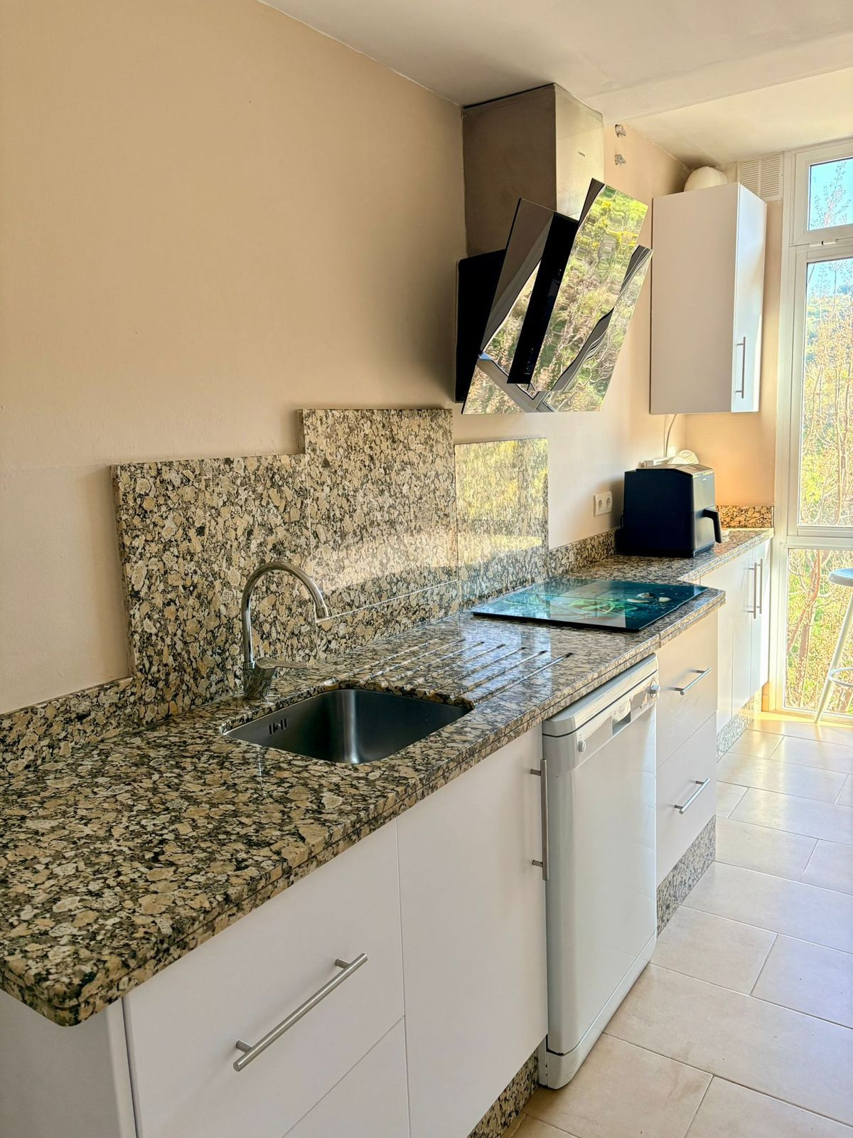 Restaurant te koop in Calahonda | 2 slaapkamers H5340742