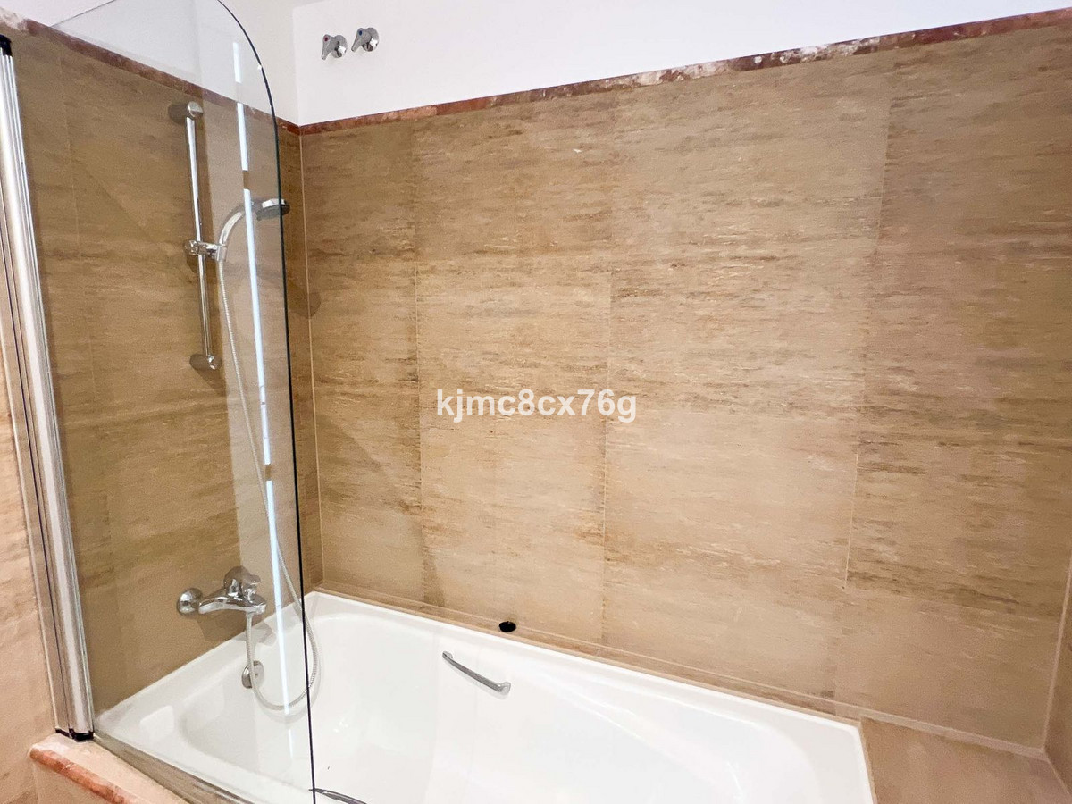 Appartement te koop in Calahonda | 3 slaapkamers H5343547