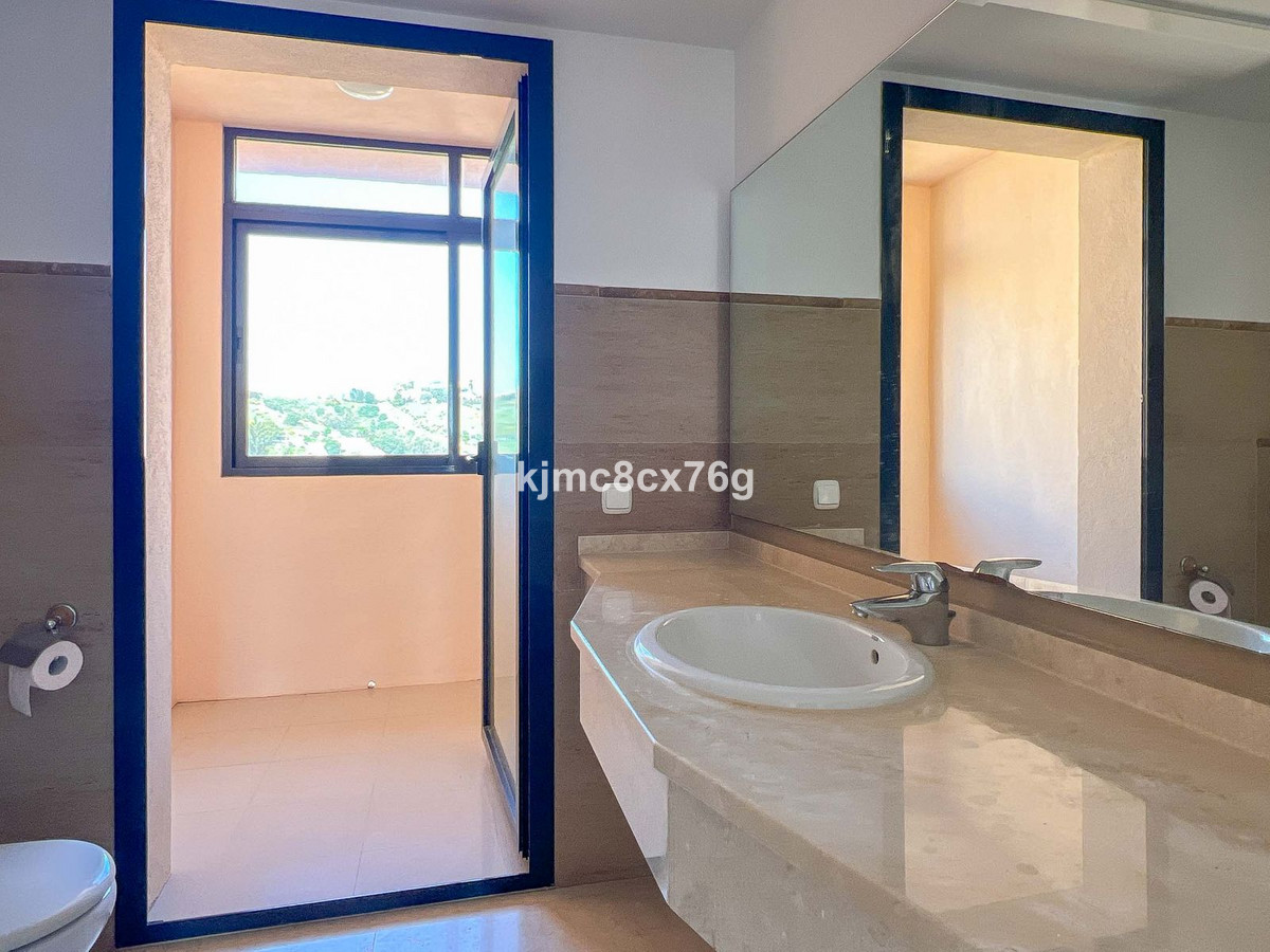 Appartement te koop in Calahonda | 3 slaapkamers H5343547