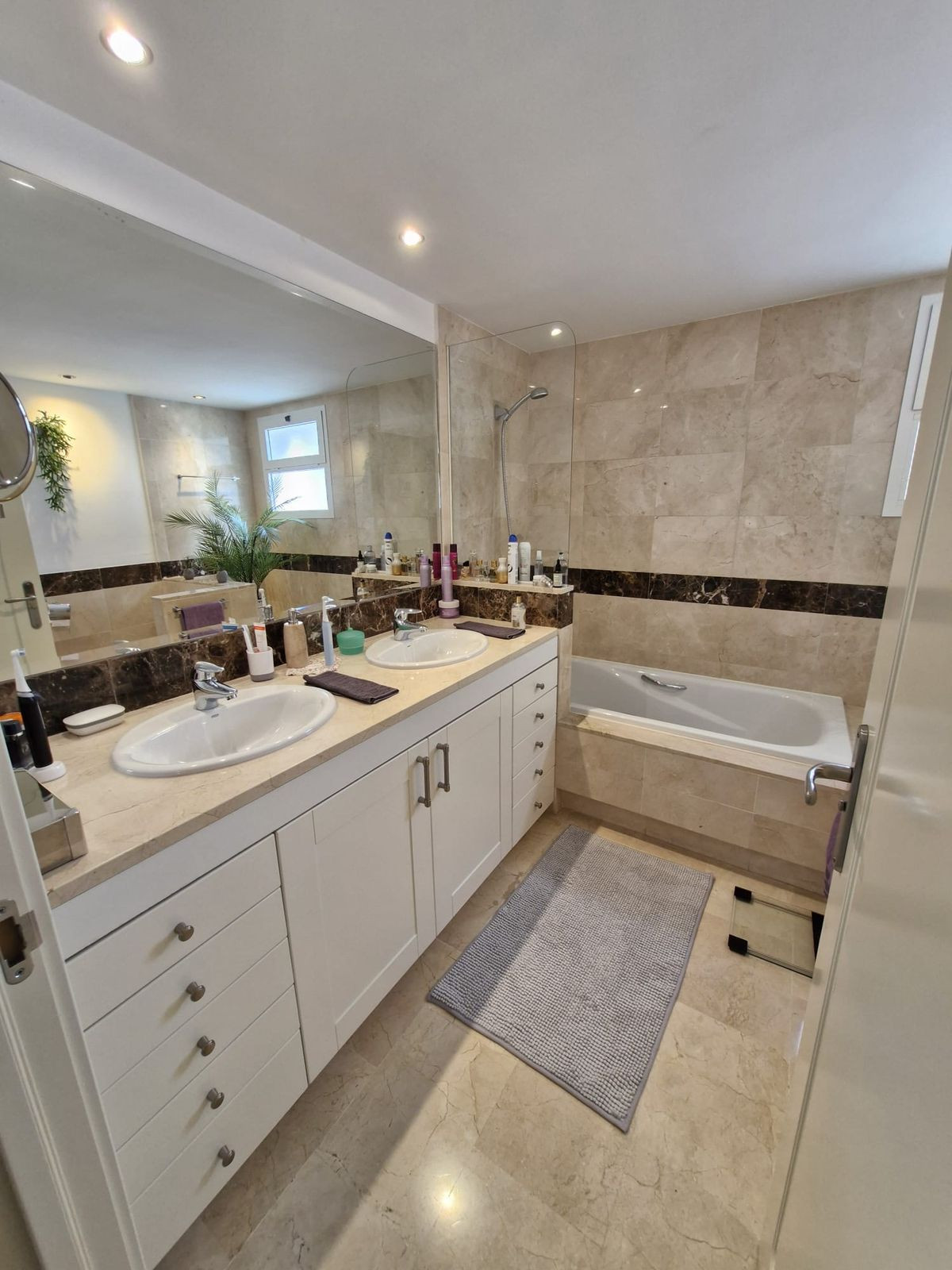 Property main view 14