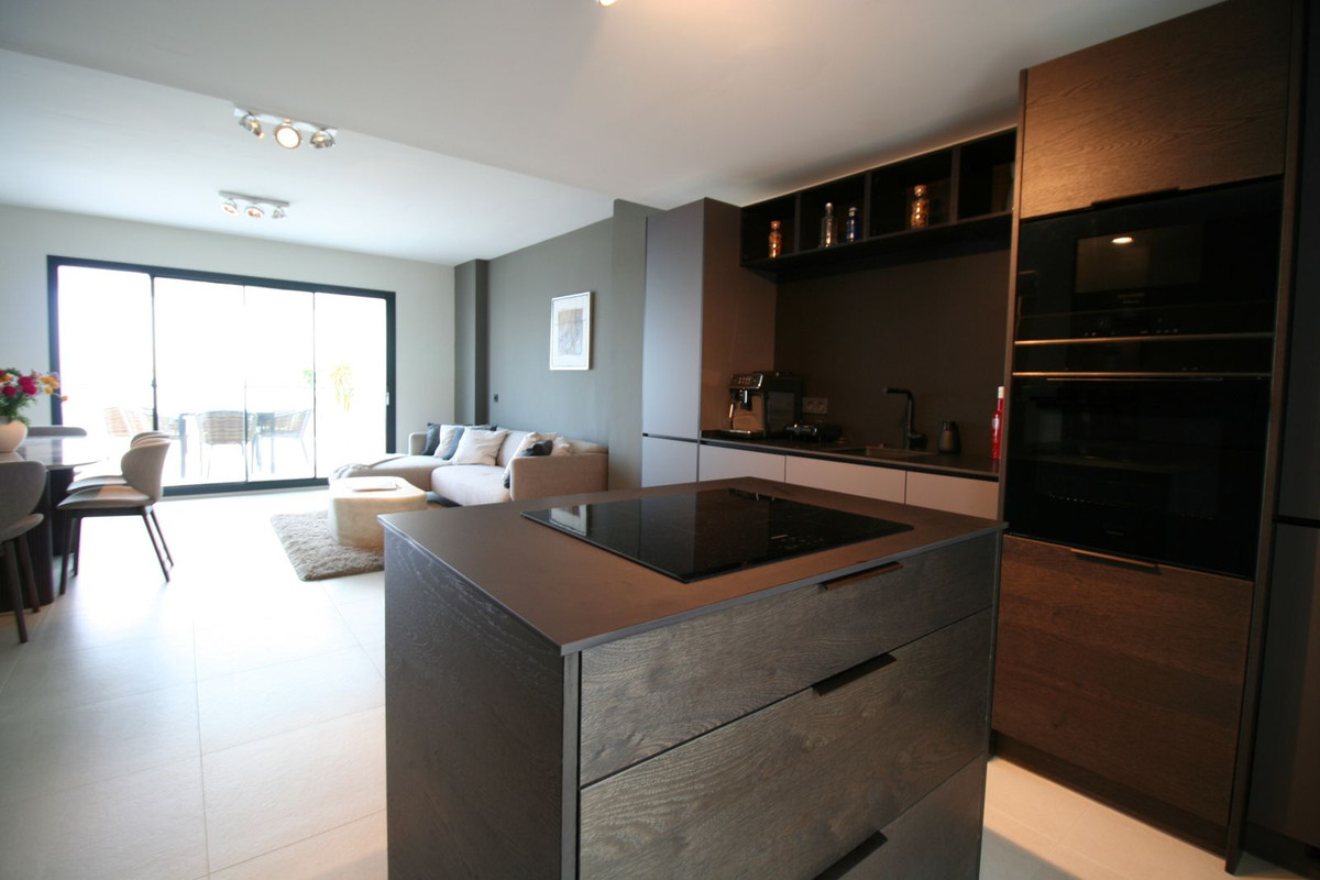 Penthouse te koop in Calahonda | 3 slaapkamers H5348818