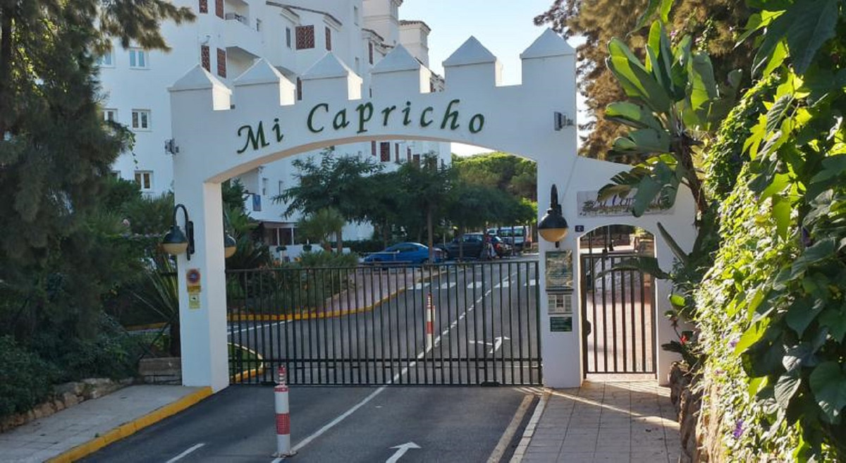 Penthouse te koop in Calahonda | 3 slaapkamers H5348818