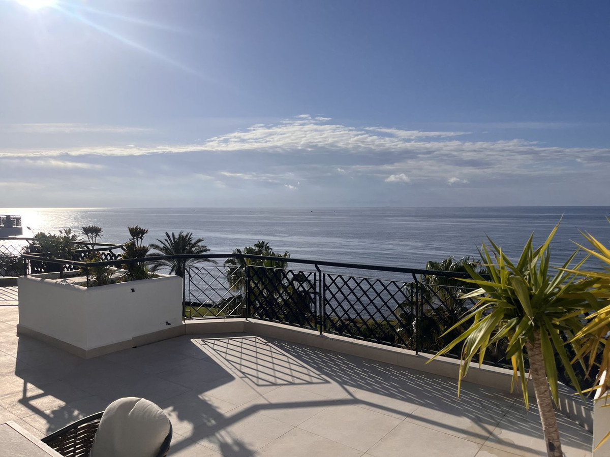 Penthouse te koop in Calahonda | 3 slaapkamers H5348818