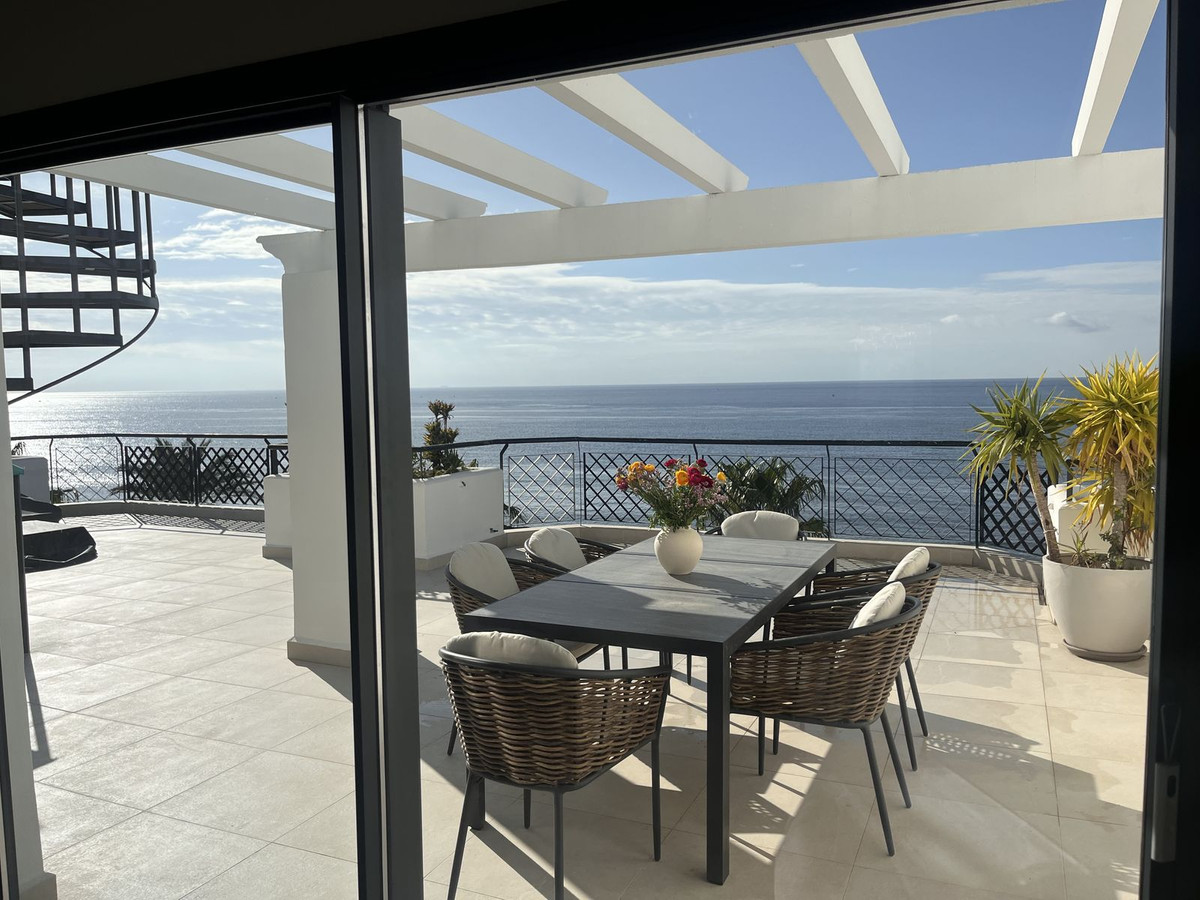 Penthouse te koop in Calahonda | 3 slaapkamers H5348818