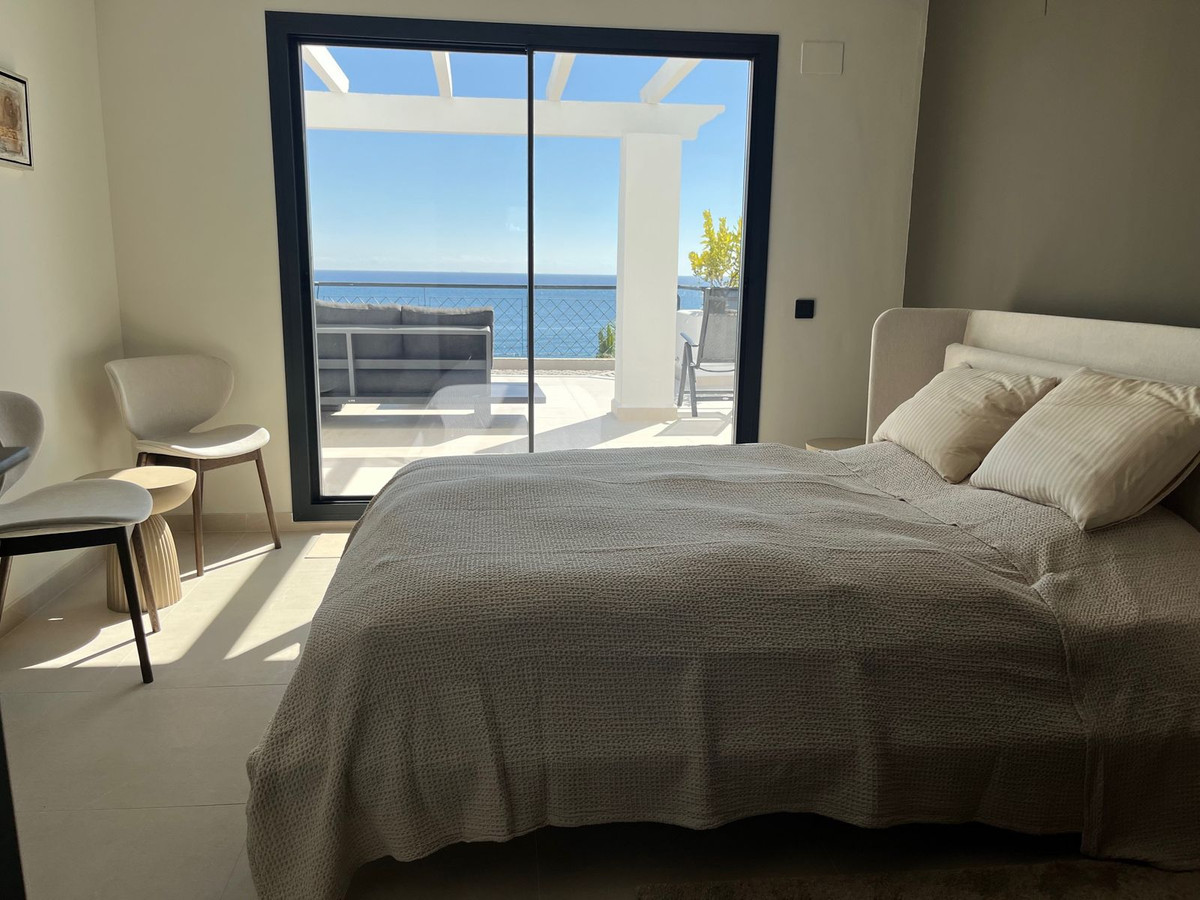 Penthouse te koop in Calahonda | 3 slaapkamers H5348818