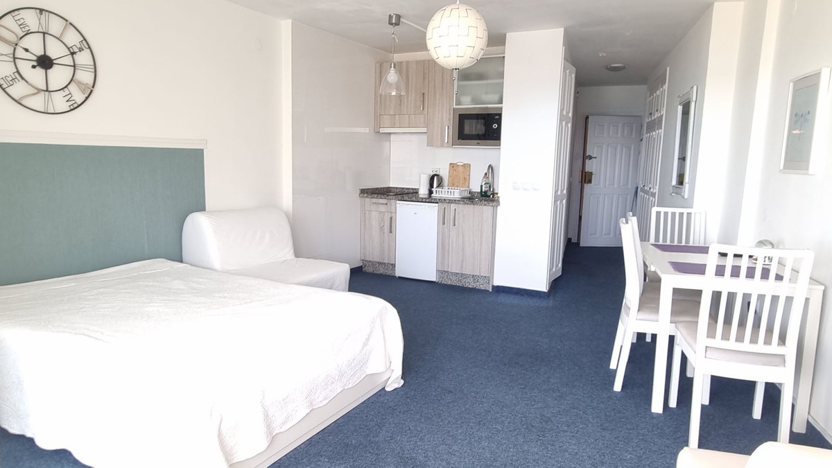 Appartement te koop in Calahonda | 0 slaapkamers H5350204