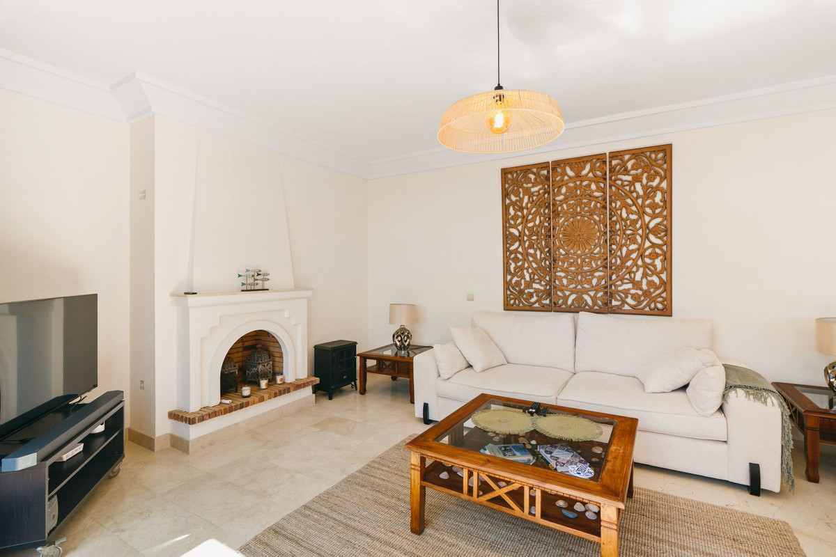 Appartement te koop in Calahonda | 3 slaapkamers H5350474