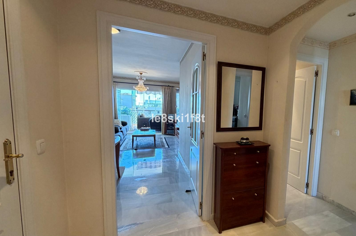 Appartement te koop in Calahonda | 2 slaapkamers H5352655