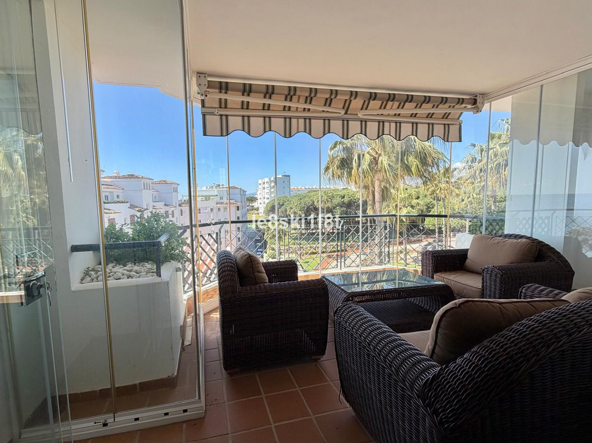 Appartement te koop in Calahonda | 2 slaapkamers H5352655