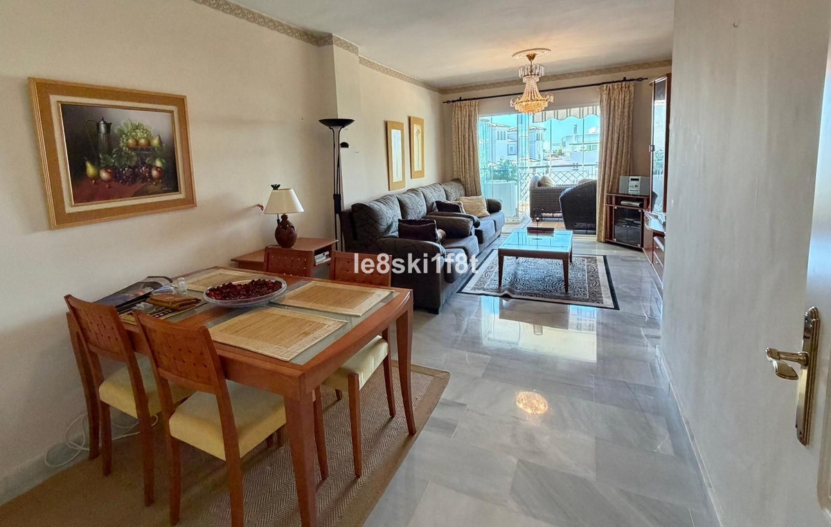 Appartement te koop in Calahonda | 2 slaapkamers H5352655