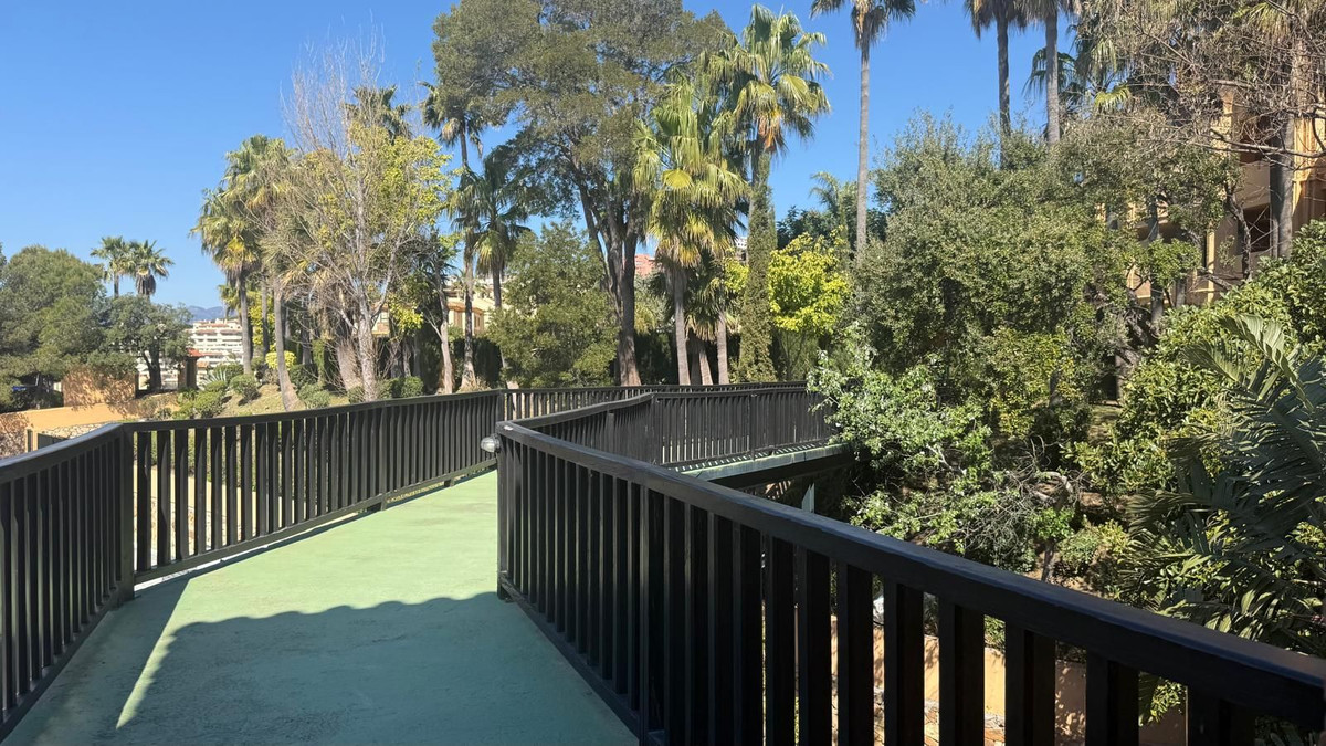 Appartement te koop in Calahonda | 3 slaapkamers H5353555