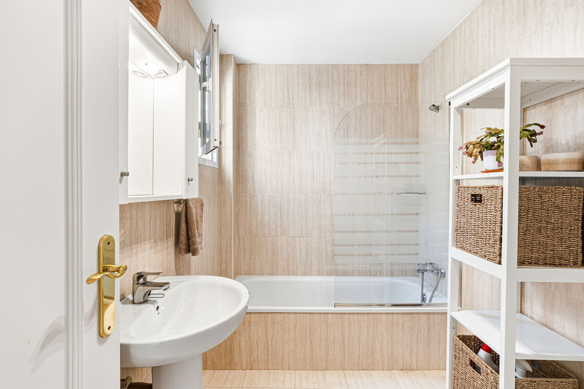 Penthouse te koop in Calahonda | 3 slaapkamers H5357239