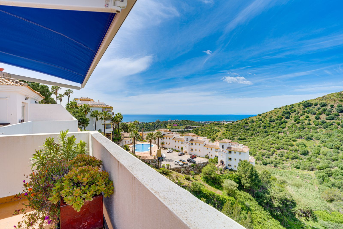 Penthouse te koop in Calahonda | 3 slaapkamers H5357239
