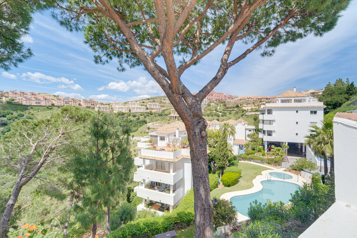 Penthouse te koop in Calahonda | 3 slaapkamers H5357239