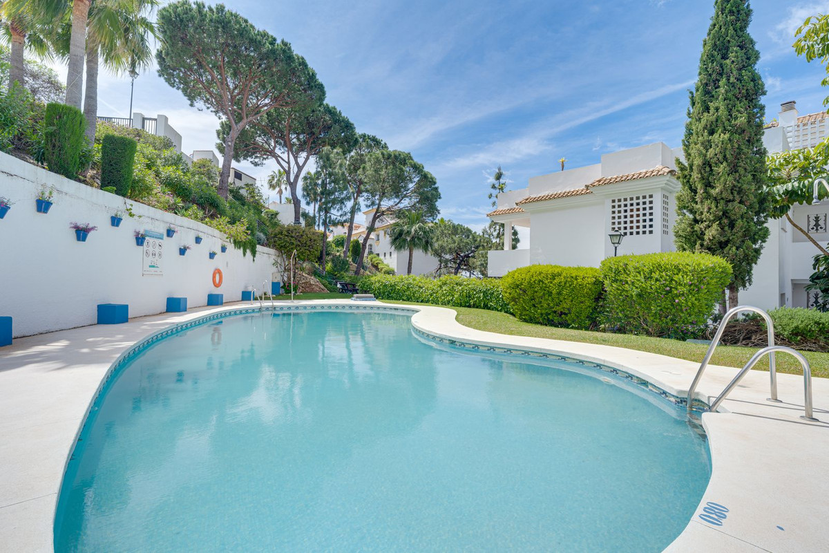 Penthouse te koop in Calahonda | 3 slaapkamers H5357239
