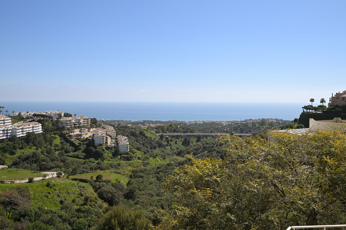 Appartement te koop in Calahonda | 2 slaapkamers H5357449