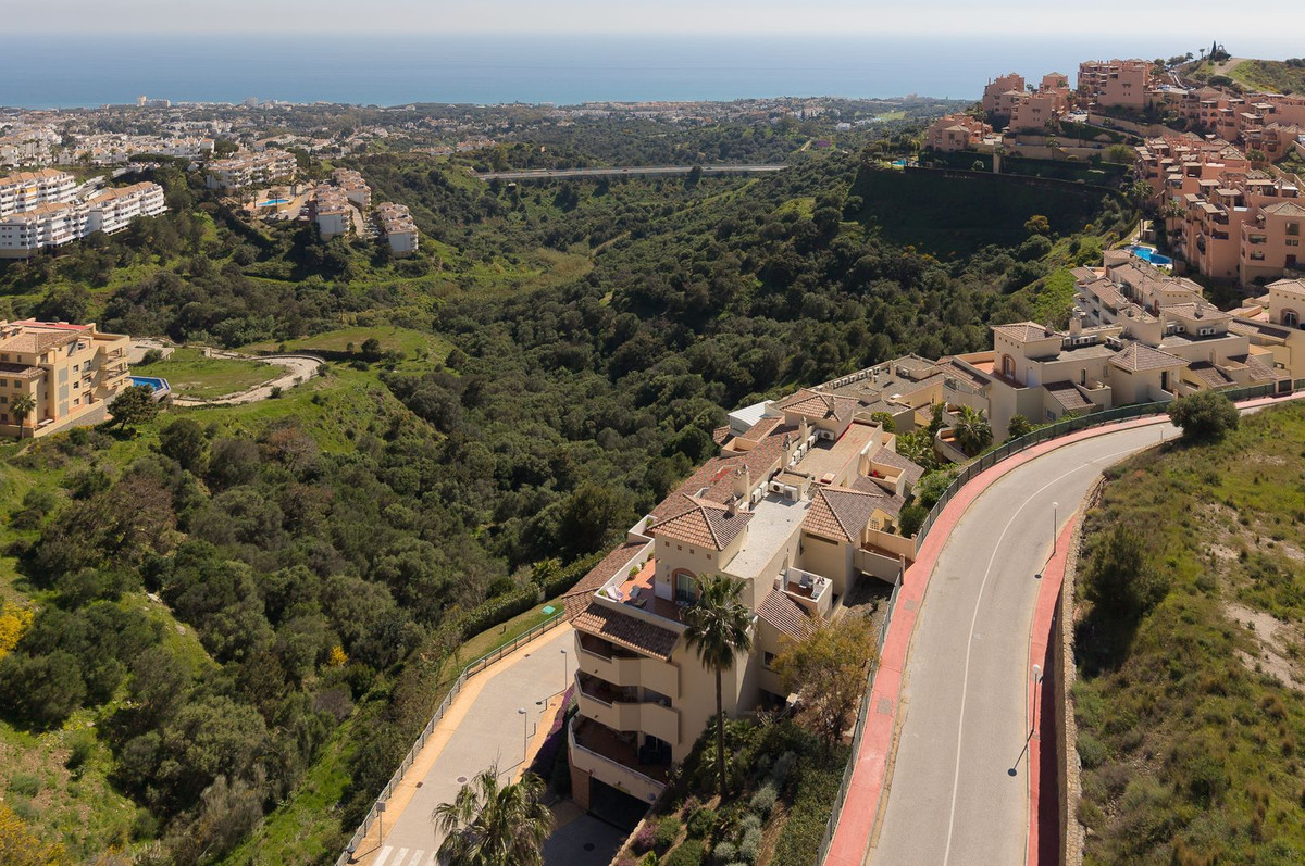 Appartement te koop in Calahonda | 2 slaapkamers H5357449