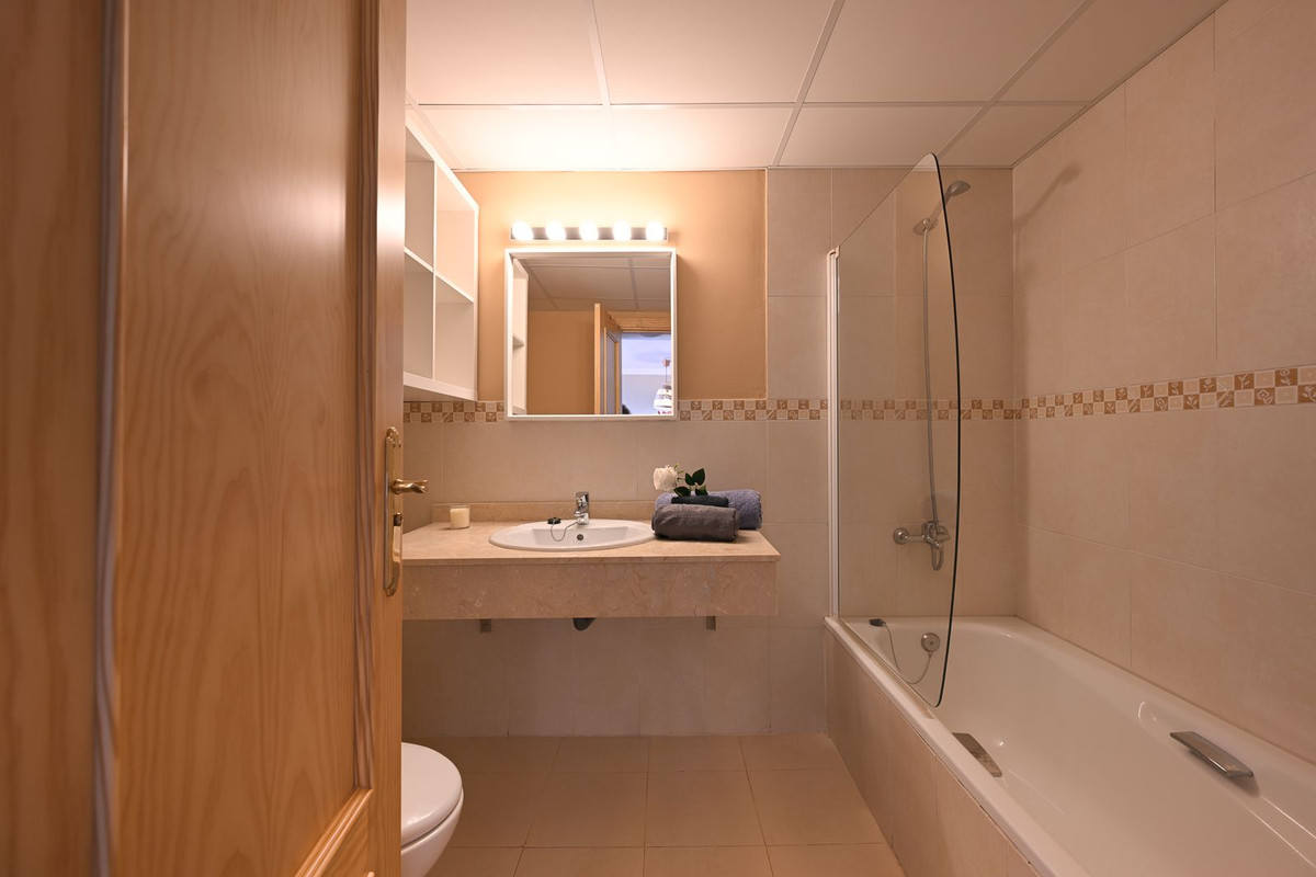 Appartement te koop in Calahonda | 2 slaapkamers H5357470