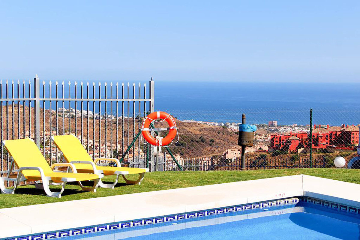 Penthouse te koop in Calahonda | 2 slaapkamers H5359543