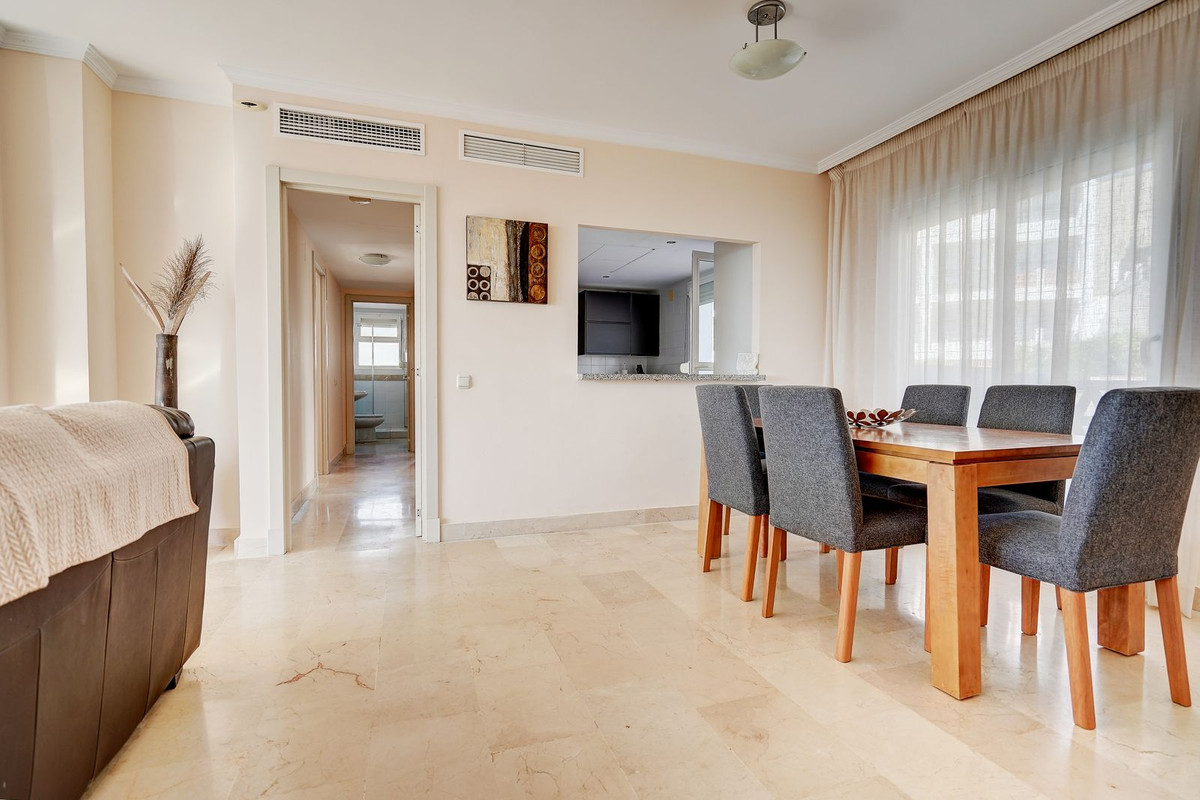 Penthouse te koop in Calahonda | 2 slaapkamers H5359543