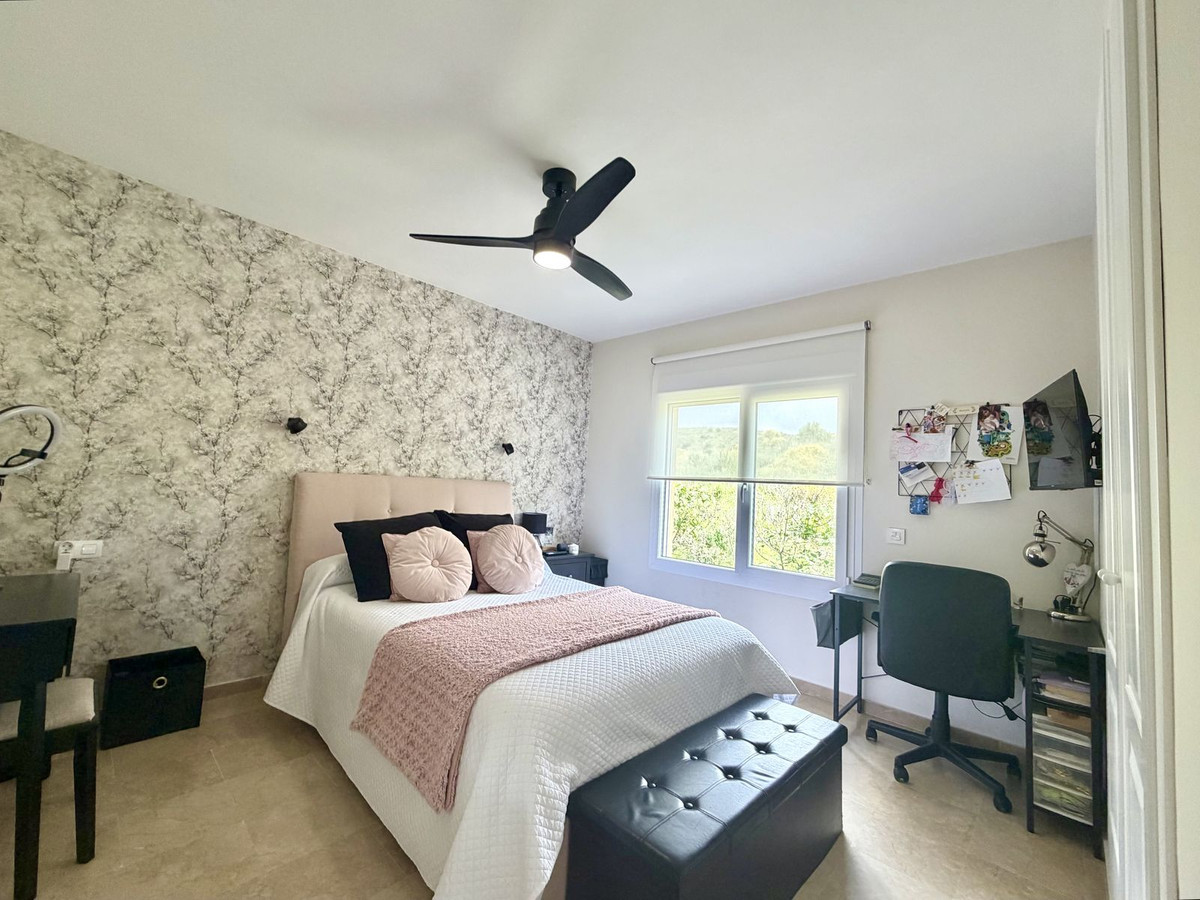 Appartement te koop in Calahonda | 3 slaapkamers H5366467