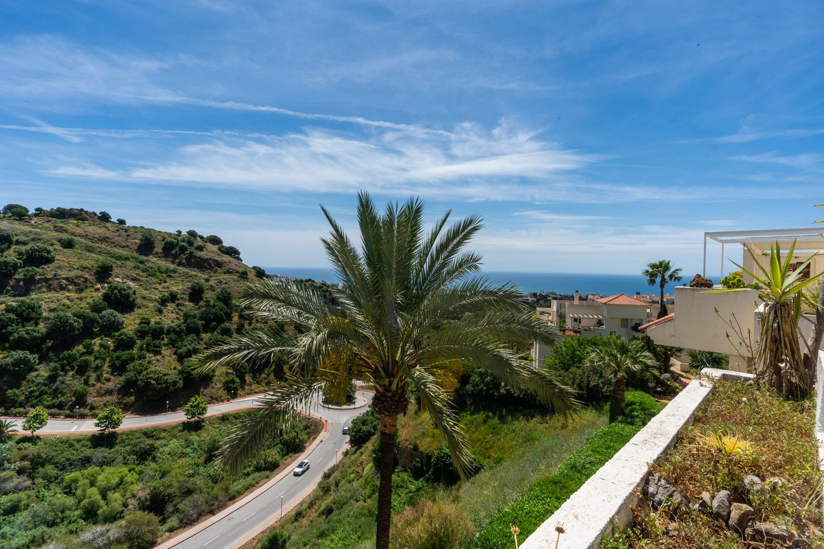 Penthouse te koop in Calahonda | 2 slaapkamers H5371294