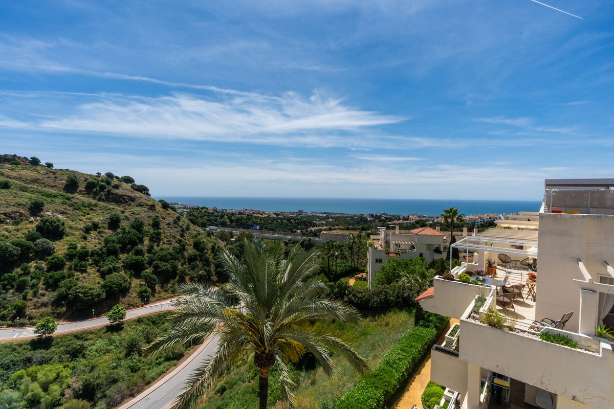 Penthouse te koop in Calahonda | 2 slaapkamers H5371294