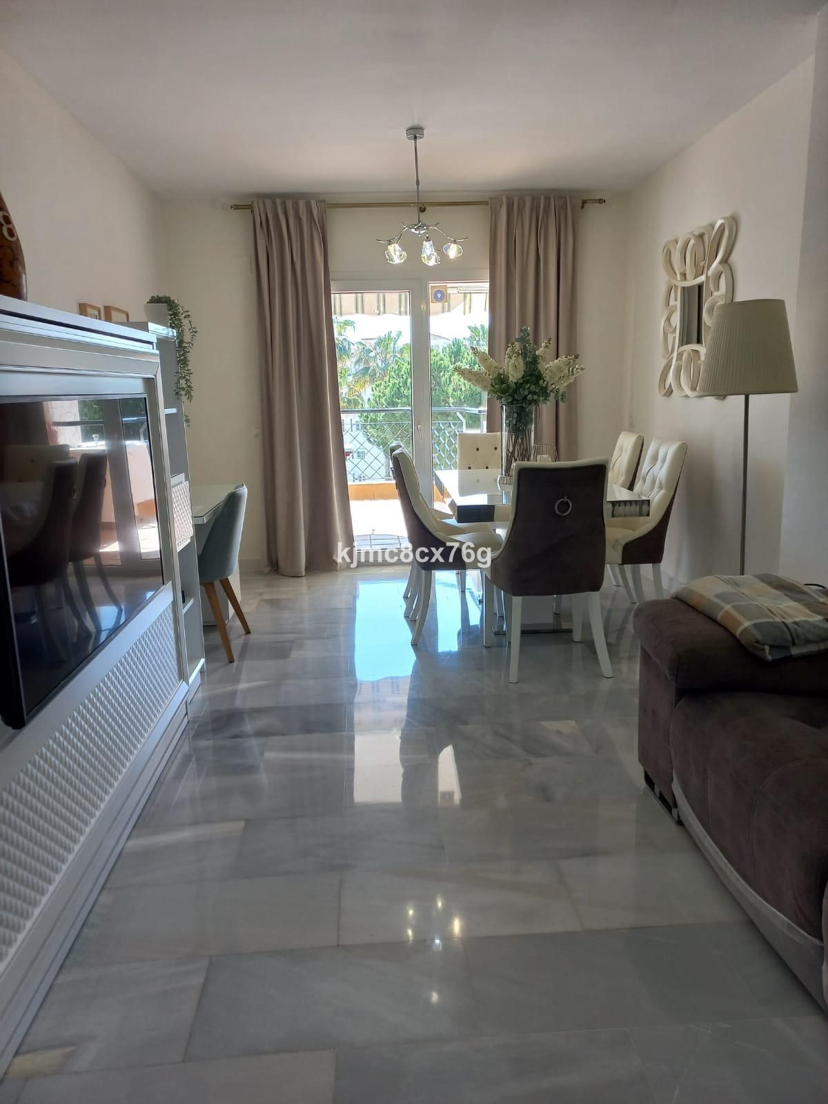 Appartement te koop in Calahonda | 3 slaapkamers H5373760